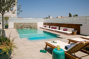 Chris Le Mare Gold Luxury Villa By Louis Hotels