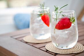 Chris Le Mare Gold Luxury Villa By Louis Hotels