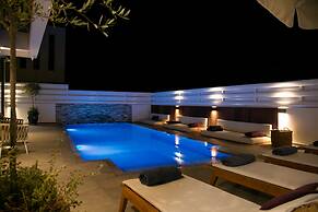 Chris Le Mare Gold Luxury Villa By Louis Hotels