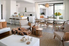 Chris Le Mare Gold Luxury Villa By Louis Hotels