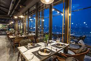 Unique Life Style Hotel