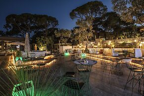 Unique Life Style Hotel