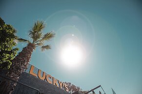 Unique Life Style Hotel