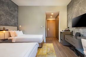 Unique Life Style Hotel