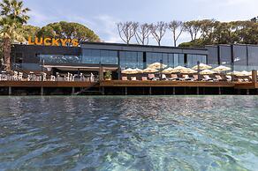 Unique Life Style Hotel