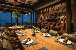 Unique Life Style Hotel