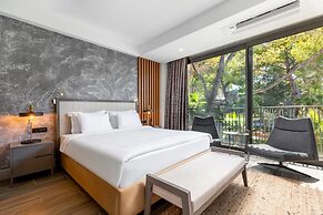 Unique Life Style Hotel