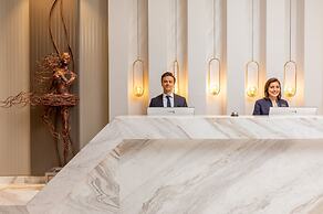 Unique Life Style Hotel