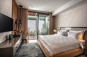 Unique Life Style Hotel