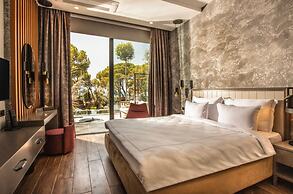 Unique Life Style Hotel