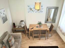 Cedar Villa - Inviting 5-bed House in Chatham-