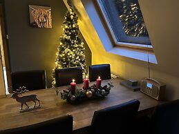 Bright Star Lodge