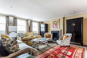 Cornwall Gardens III by Onefinestay