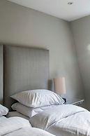 Cornwall Gardens III by Onefinestay