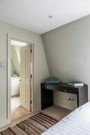 Cornwall Gardens III by Onefinestay