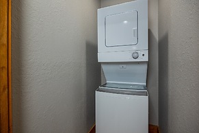 Mountain Sunrise Pool Cottage