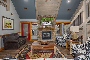 Mountain Sunrise Pool Cottage