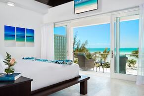 SulMare at Taylor Bay Luxury Villas