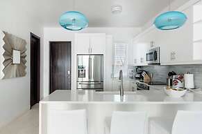 SulMare at Taylor Bay Luxury Villas