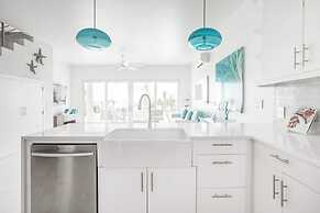 SulMare at Taylor Bay Luxury Villas