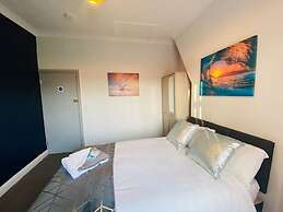 Townhouse @ 110 Etruria Vale Road Stoke