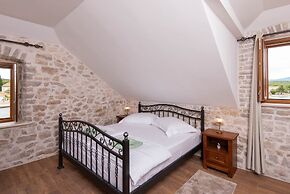 Holiday Villa Lovište Paradise