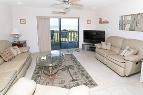 SEA Haven 117 2BR Free Activities Oceanfront Wifi Pool