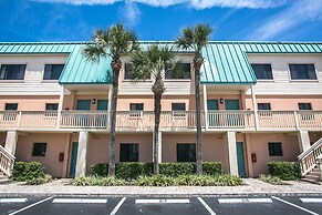 SEA Haven 117 2BR Free Activities Oceanfront Wifi Pool