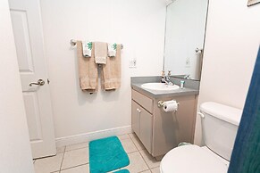 SEA Haven 117 2BR Free Activities Oceanfront Wifi Pool