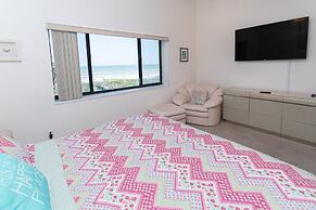 SEA Haven 117 2BR Free Activities Oceanfront Wifi Pool
