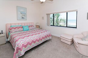 SEA Haven 117 2BR Free Activities Oceanfront Wifi Pool