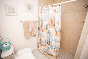 SEA Haven 117 2BR Free Activities Oceanfront Wifi Pool