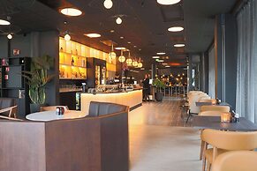 Home Hotel 1624