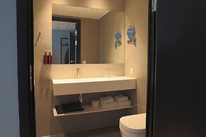 Home Hotel 1624