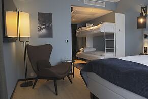 Home Hotel 1624