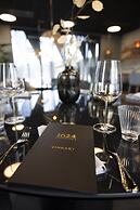 Home Hotel 1624