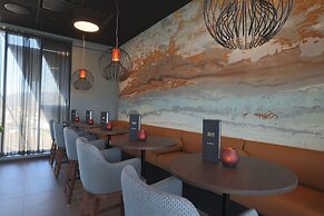 Home Hotel 1624