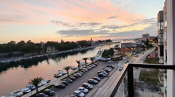 Jazine Lux Apartments