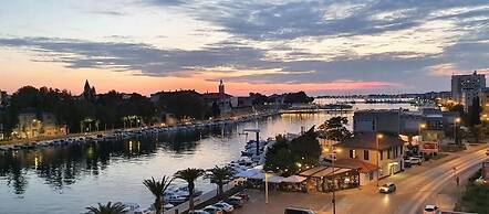 Jazine Lux Apartments