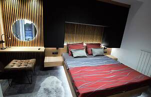 Jazine Lux Apartments