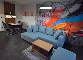 Jazine Lux Apartments