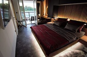 Jazine Lux Apartments