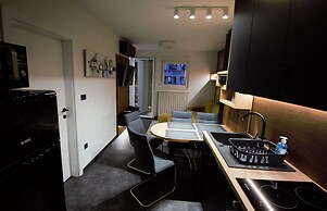 Jazine Lux Apartments