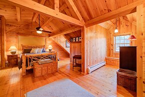 Mount Snow Cabin with Private Hot Tub by RedAwning
