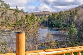 Mount Snow Cabin with Private Hot Tub by RedAwning
