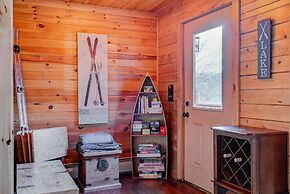 Mount Snow Cabin with Private Hot Tub by RedAwning