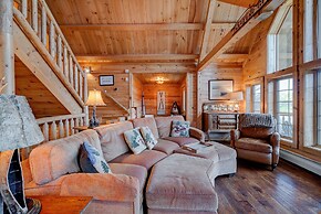 Mount Snow Cabin with Private Hot Tub by RedAwning