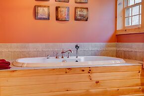 Mount Snow Cabin with Private Hot Tub by RedAwning