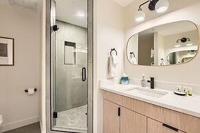 24b Powder Run 2 Bedroom Condo by RedAwning