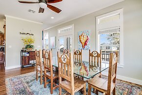 The James Pearl 4 Bedroom Home by RedAwning